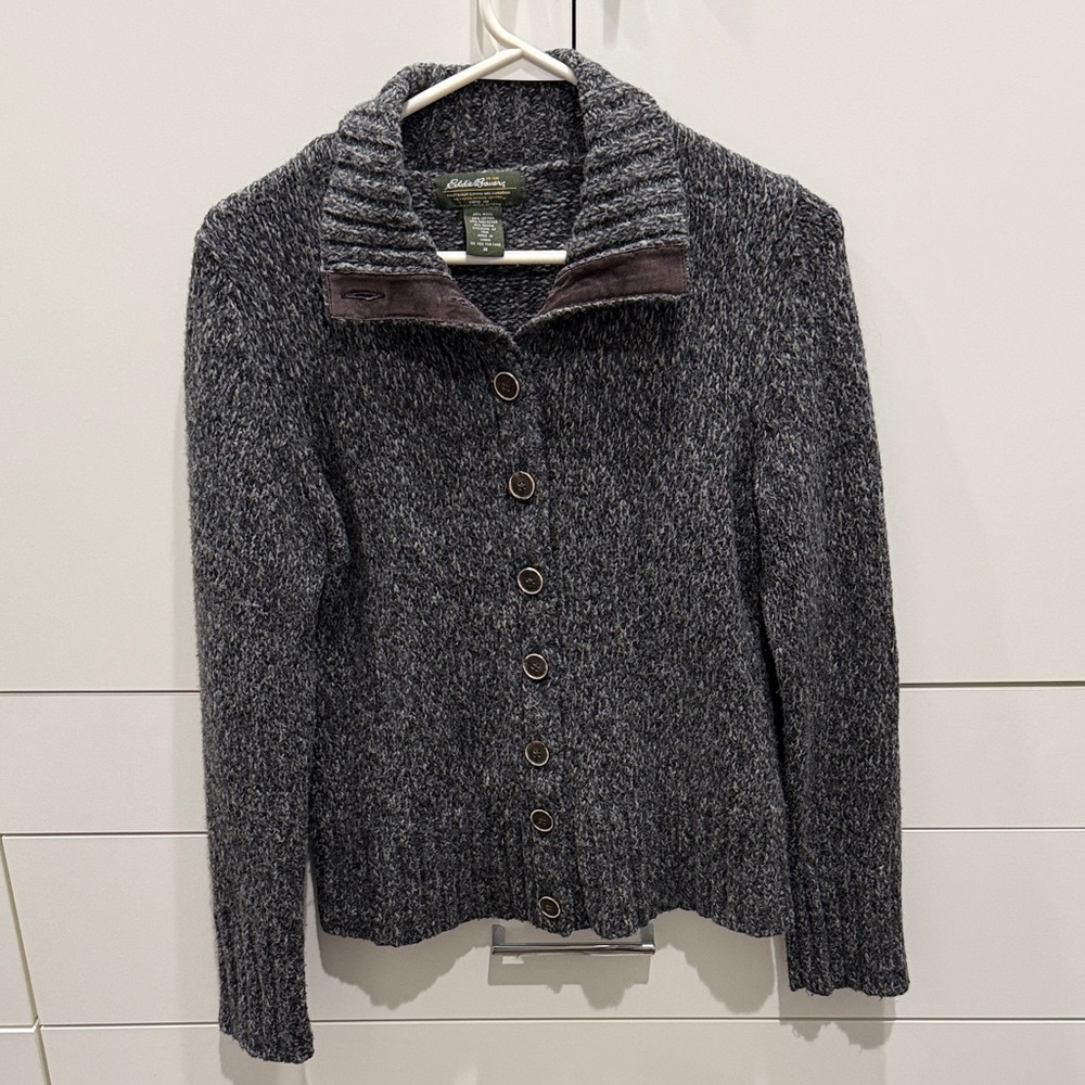 Eddie Bauer Women's Charcoal Cardigan size medium with suede accents 40%wool